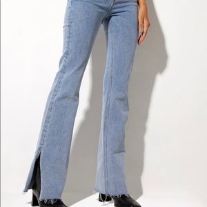 Motel Rocks Split Bootleg Jean in Lightwash